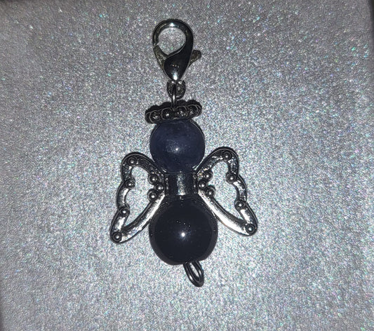 Klarhetsängeln – Hematit & Sodalit